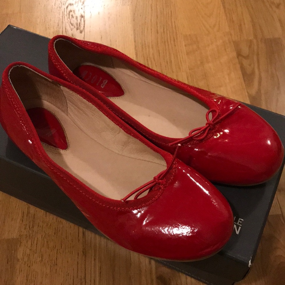 Laquer ballet flats